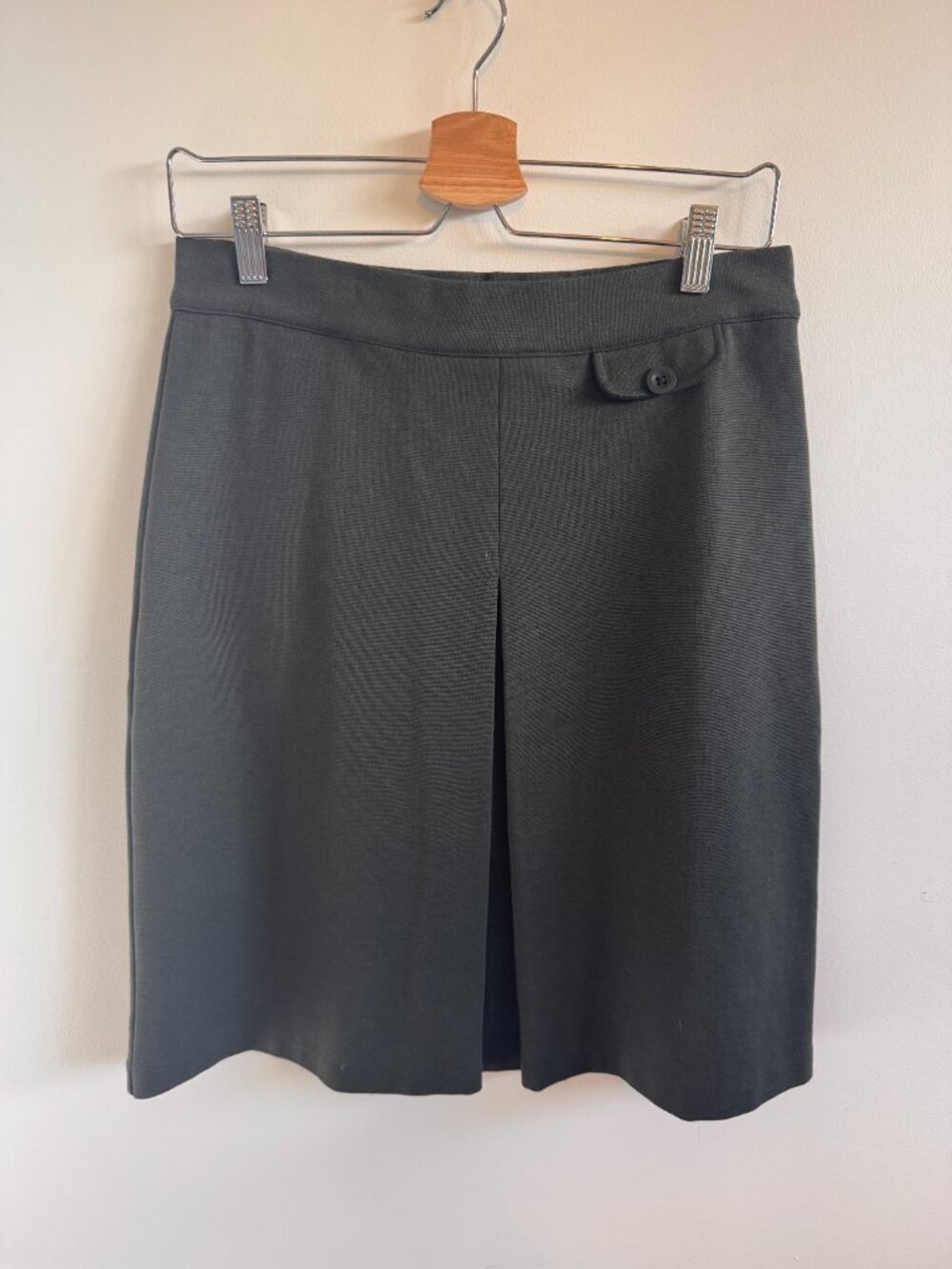 Modern Edge! Nice Things Pewter Green Split Front Skirt (Size M, NWT) - Picture 3 of 6
